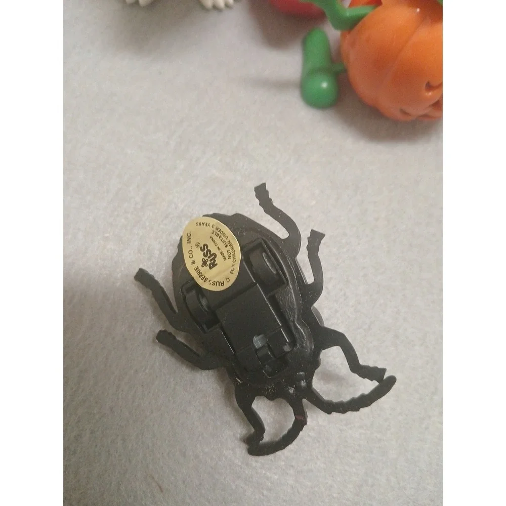 Vintage Russ Halloween Lot Jewelry Wind Up Skull Moving Jaw Googly Eye Bleeding